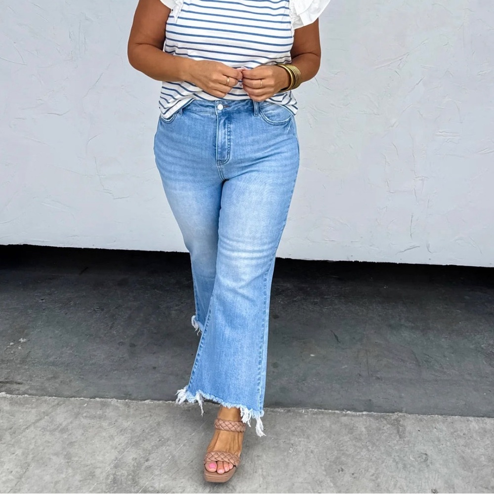 Women's Light Blue Jeans